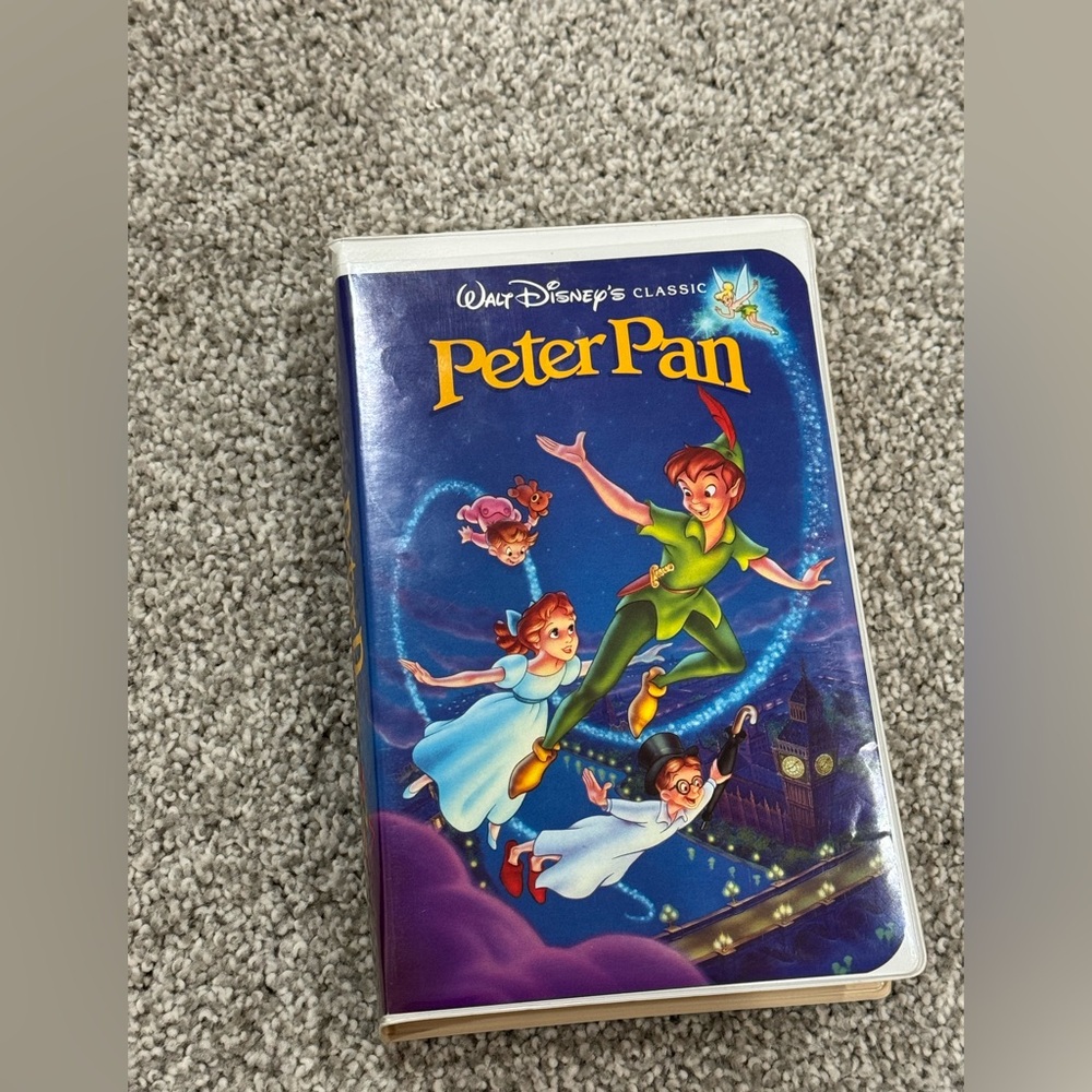Walt Disney's Classic Peter Pan VHS Black Diamond edition
